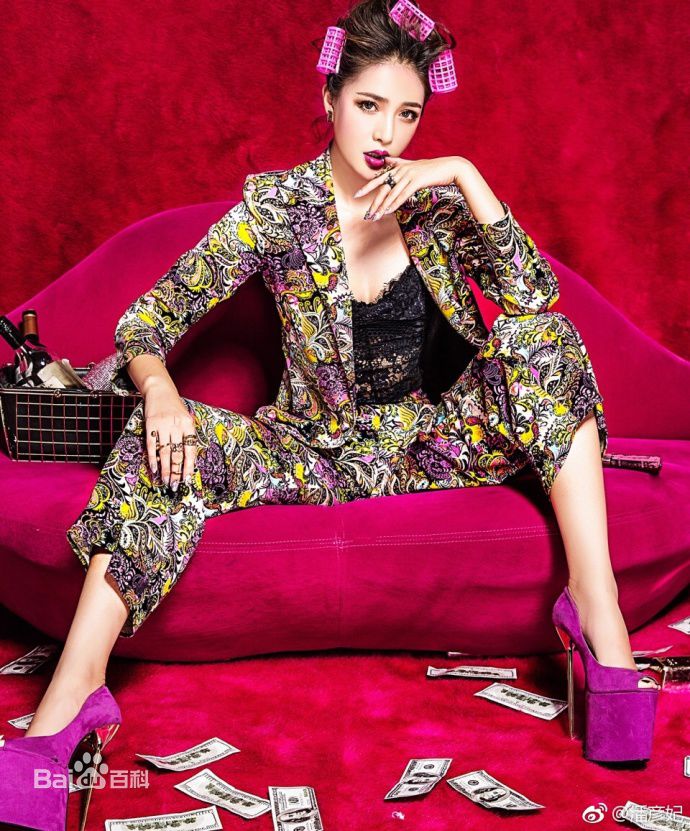 潘彦妃(Teresa)霸气系生活照