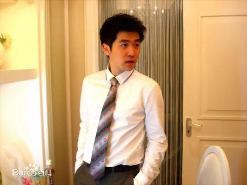 顾鑫作品及生活照前后照片