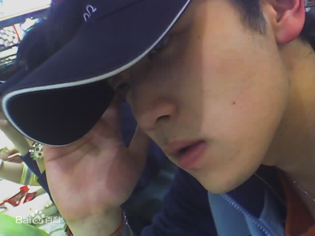 顾鑫作品及生活照前后照片