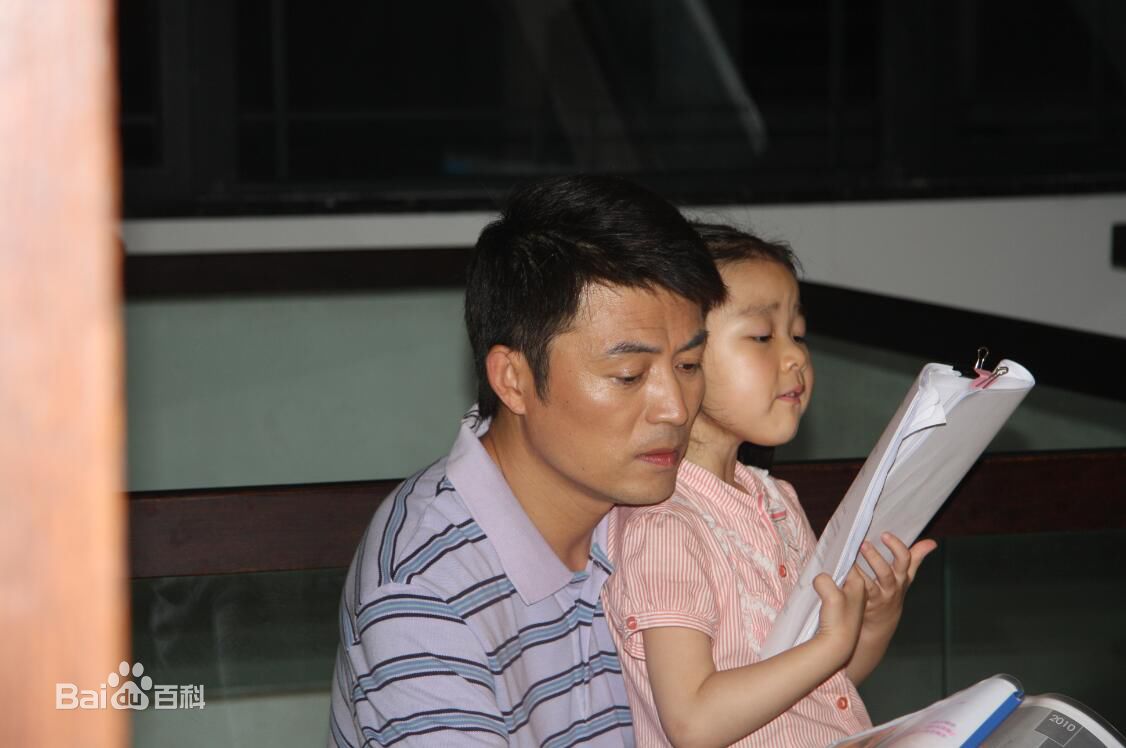 刘涛(LIU TAO)告诉我你爱我图片图集