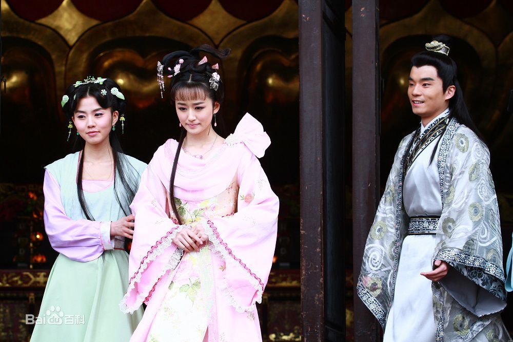 最新乔乔在《活佛济公》中的图集