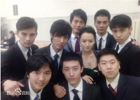 乔乔合照生活照