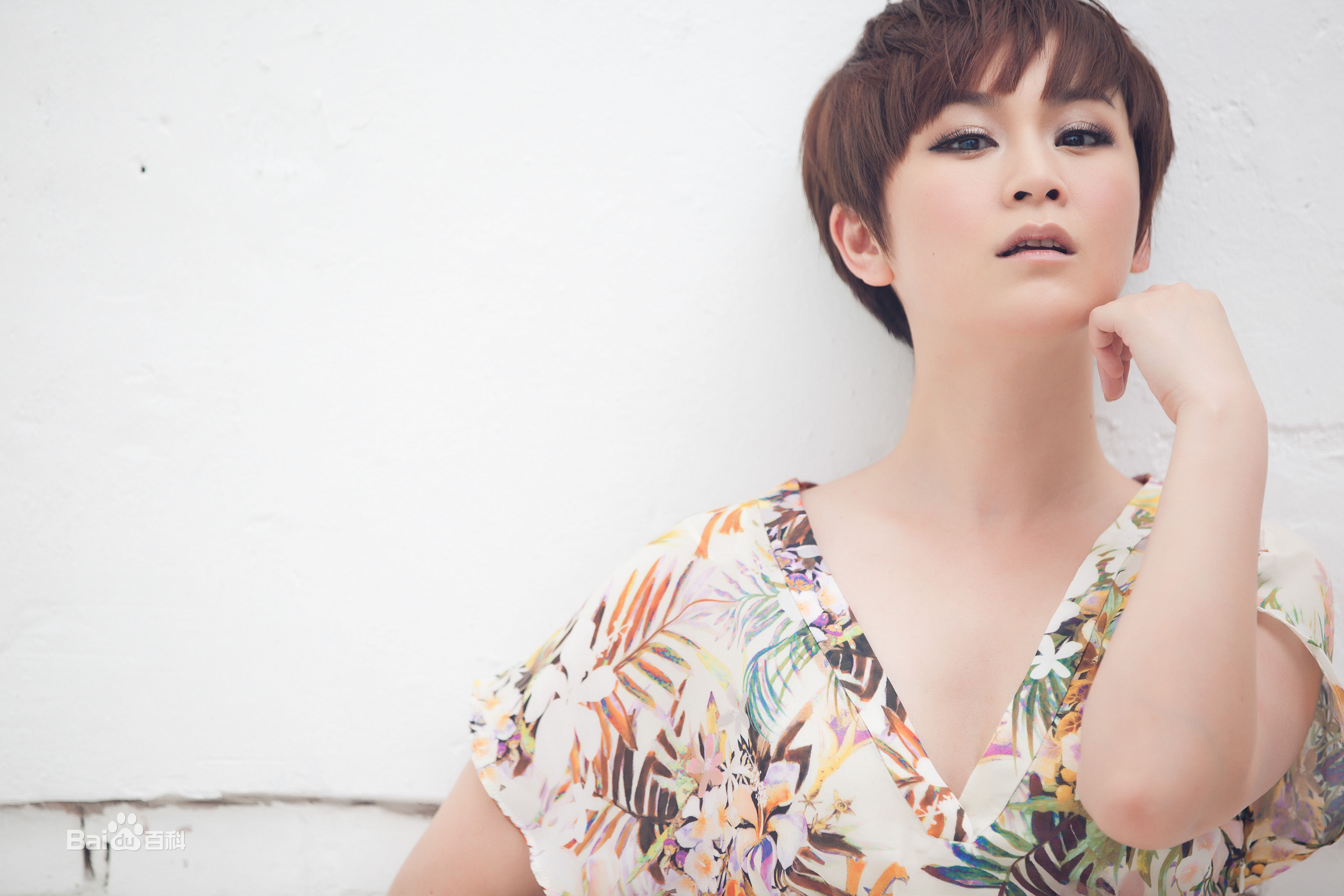 洛葳最全最新壁纸