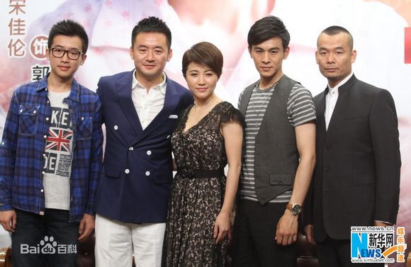 最优质许可在电视剧《满秋》宣传中的相册