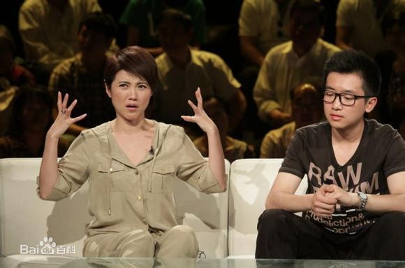 最优质许可在电视剧《满秋》宣传中的相册