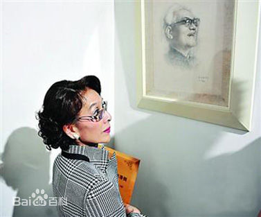 栗原小卷(くりはら こまき、Komaki Kurihara)访问巴金故居图片图册