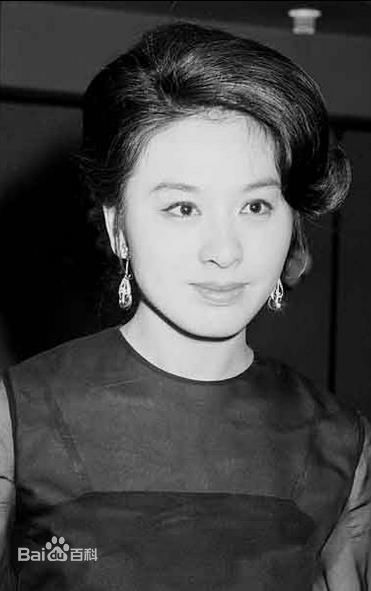 最新栗原小卷(くりはら こまき、Komaki Kurihara)性感图片