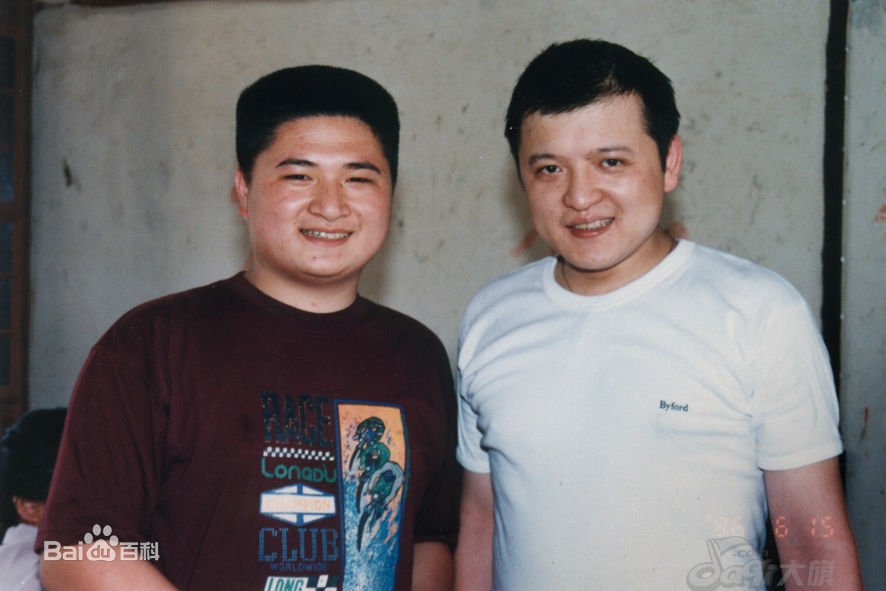 赵屹鸥主持照前后照片