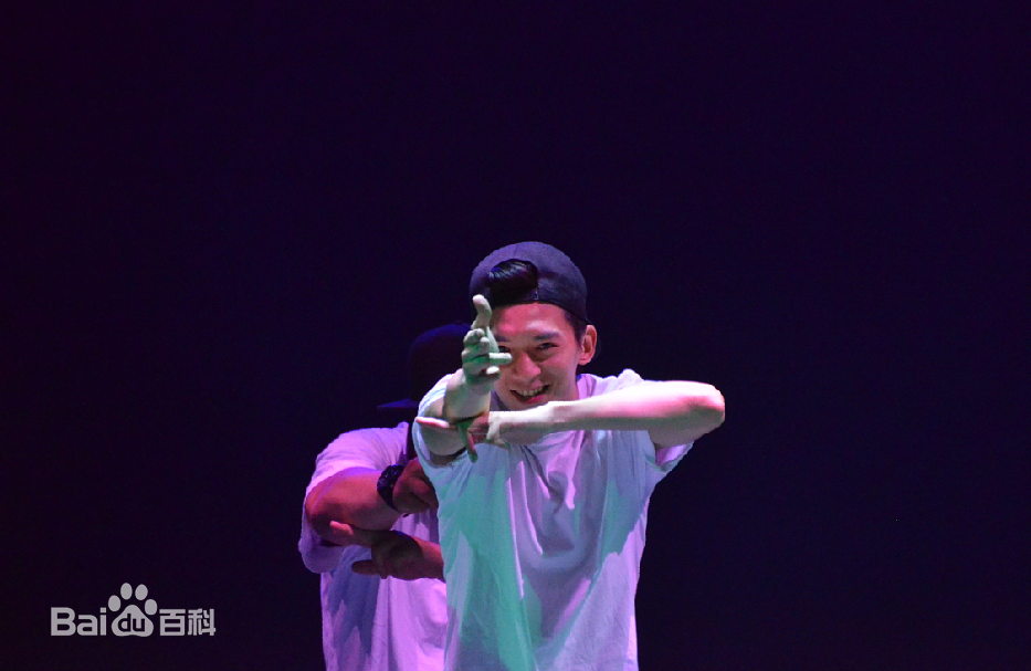 杜光祎藏海花话剧性感图片壁纸