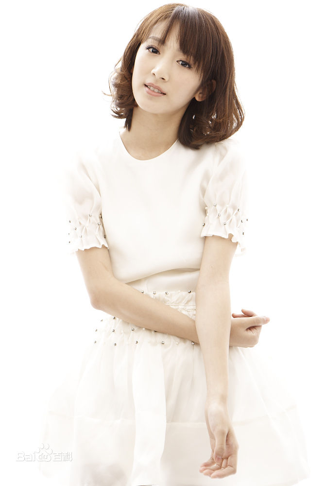 卢茜(sissi<i></i>)甜美