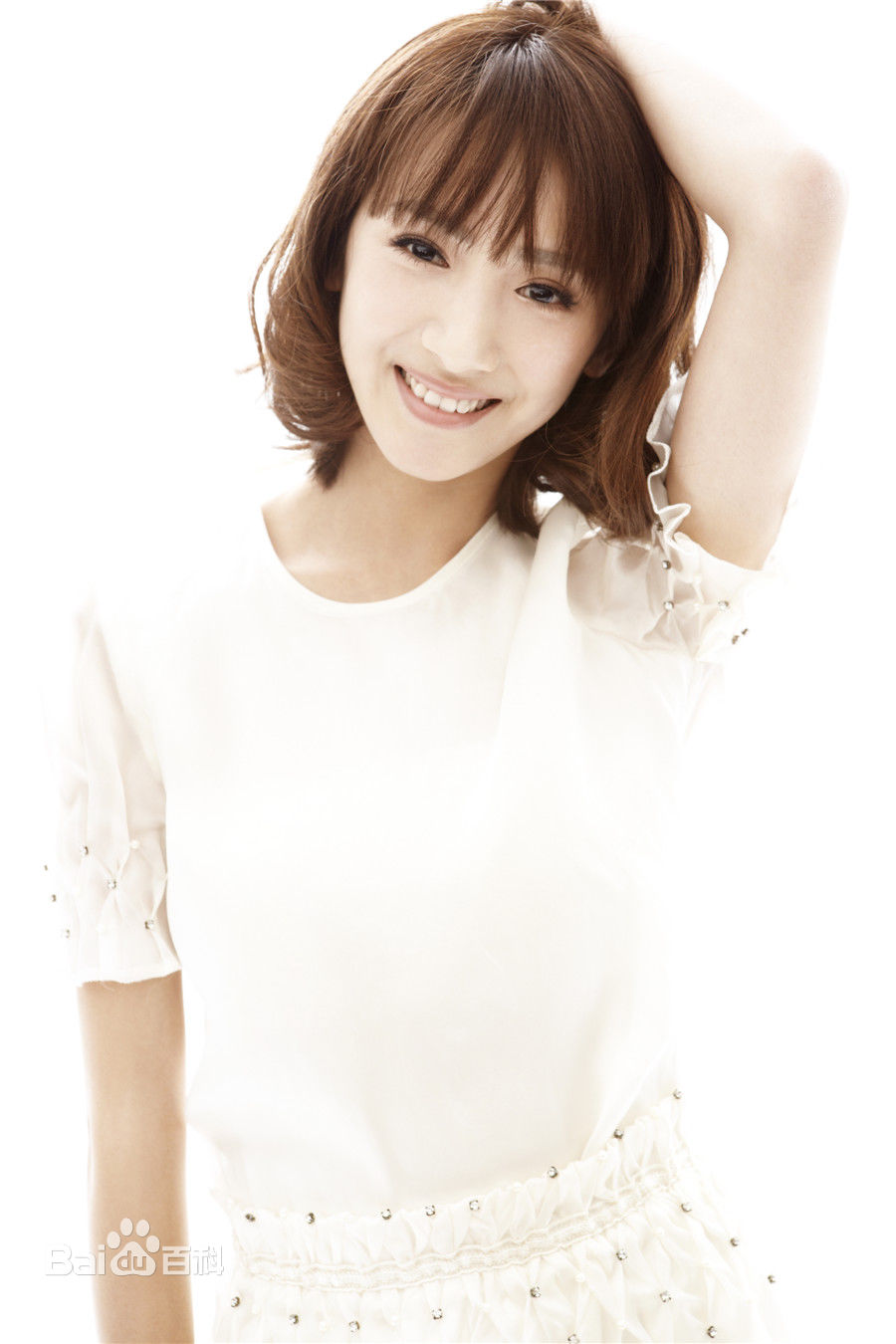 卢茜(sissi<i></i>)最新白衣清纯图集