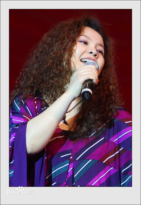 周冰倩舞台照片性感图片图集