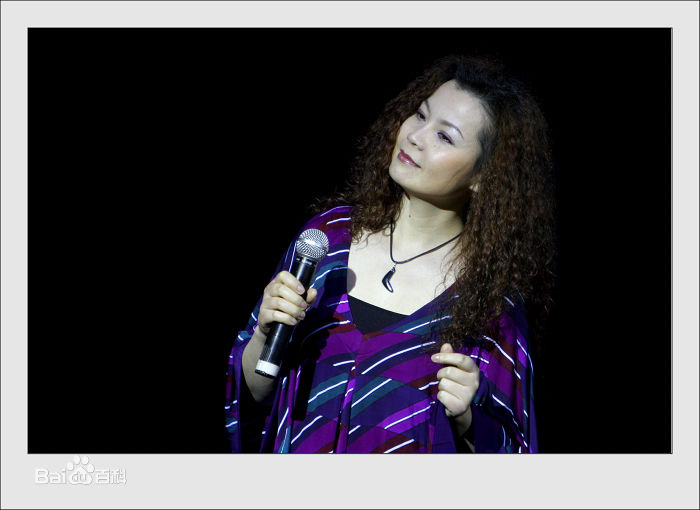 周冰倩舞台照片性感图片图集