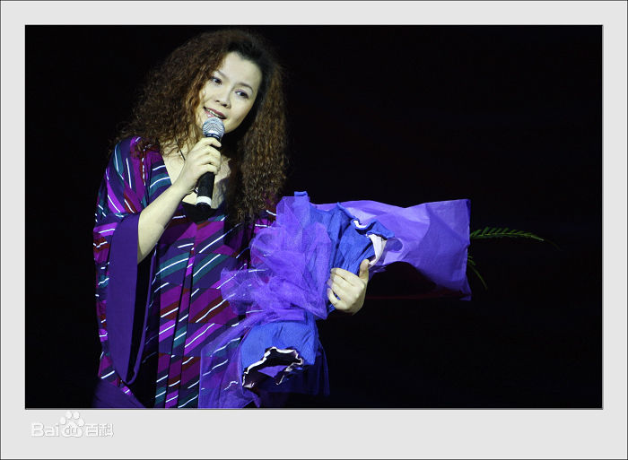 周冰倩舞台照片性感图片图集