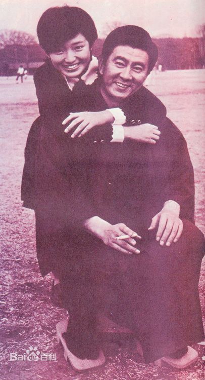 高清宇津井健图片