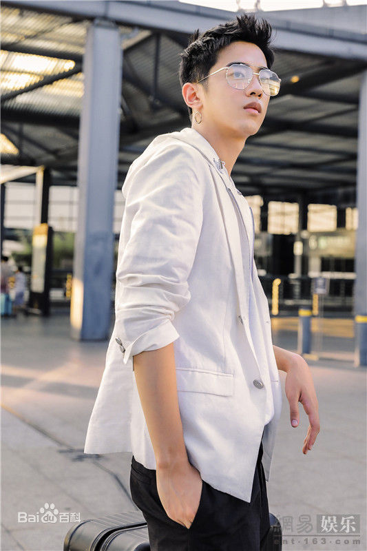 梁靖康精选机场图册