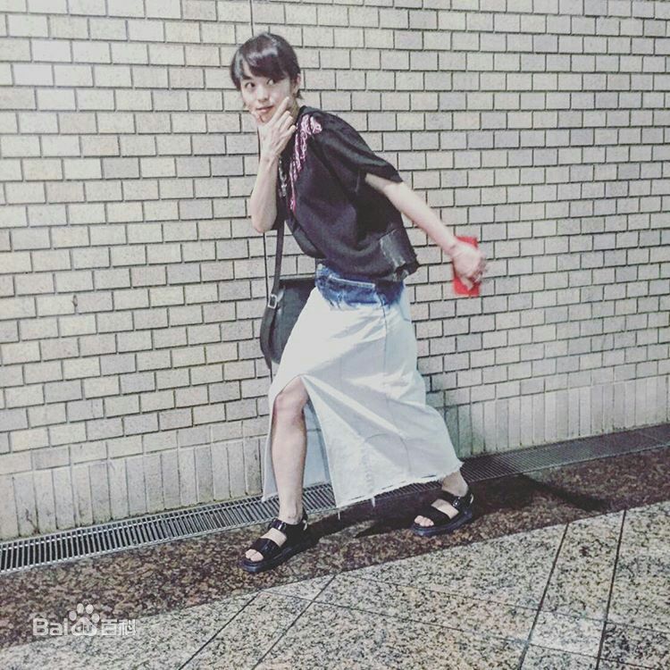 清野菜名(Nana Seino)短发图片图册