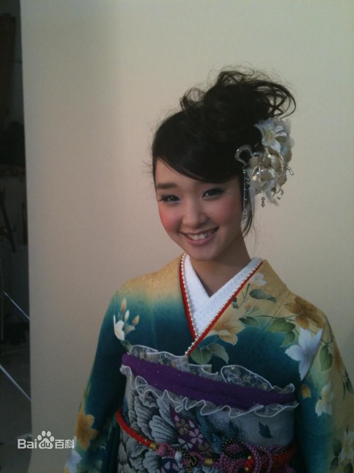 刚力彩芽(Ayame Goriki)和服照图册