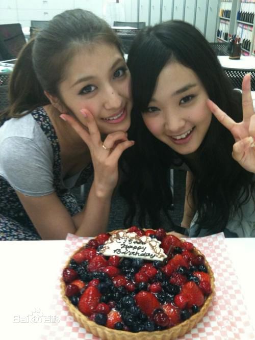 刚力彩芽(Ayame Goriki)生活照前后照片