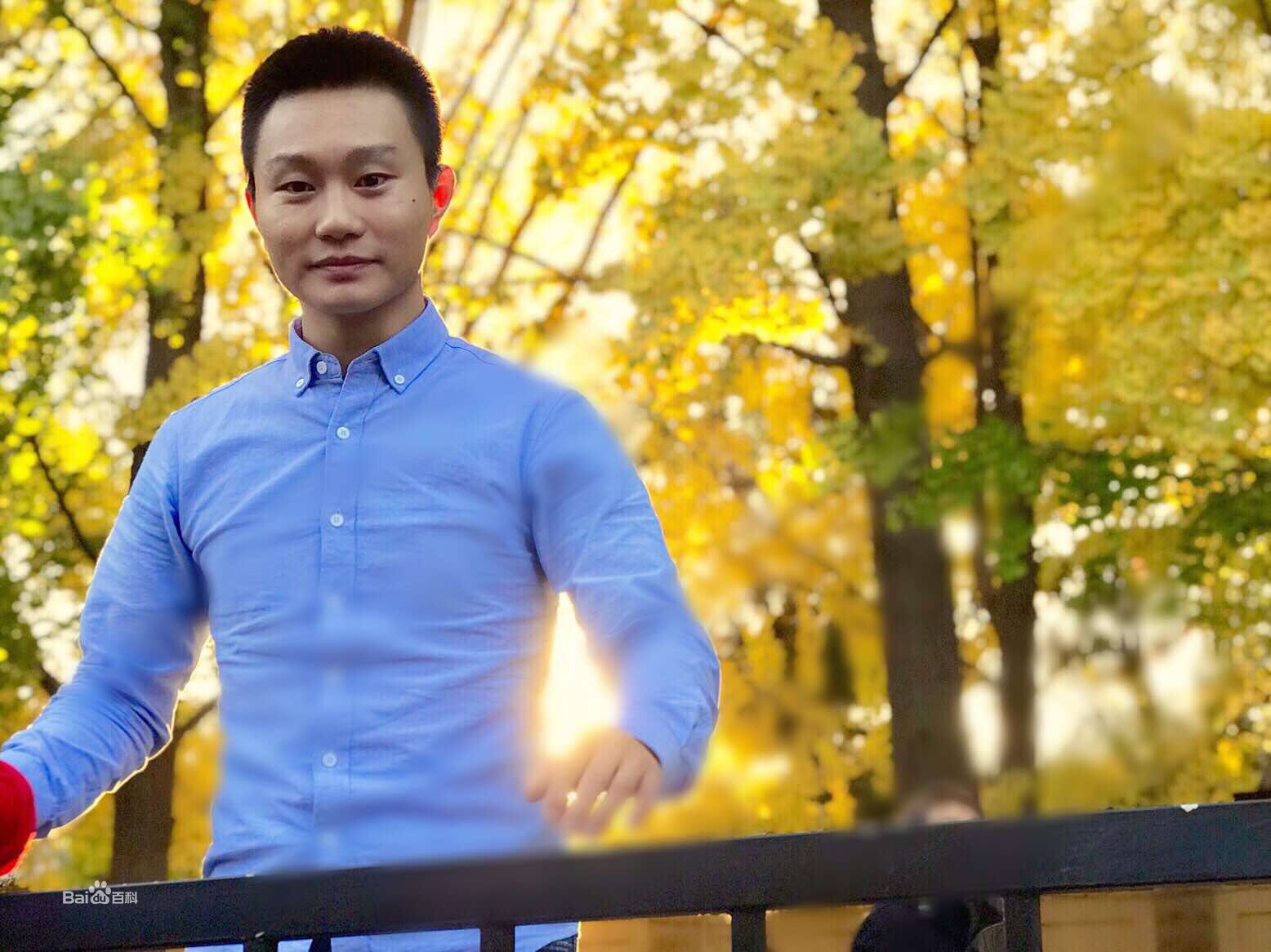 潘元甲生活照性感图片图集