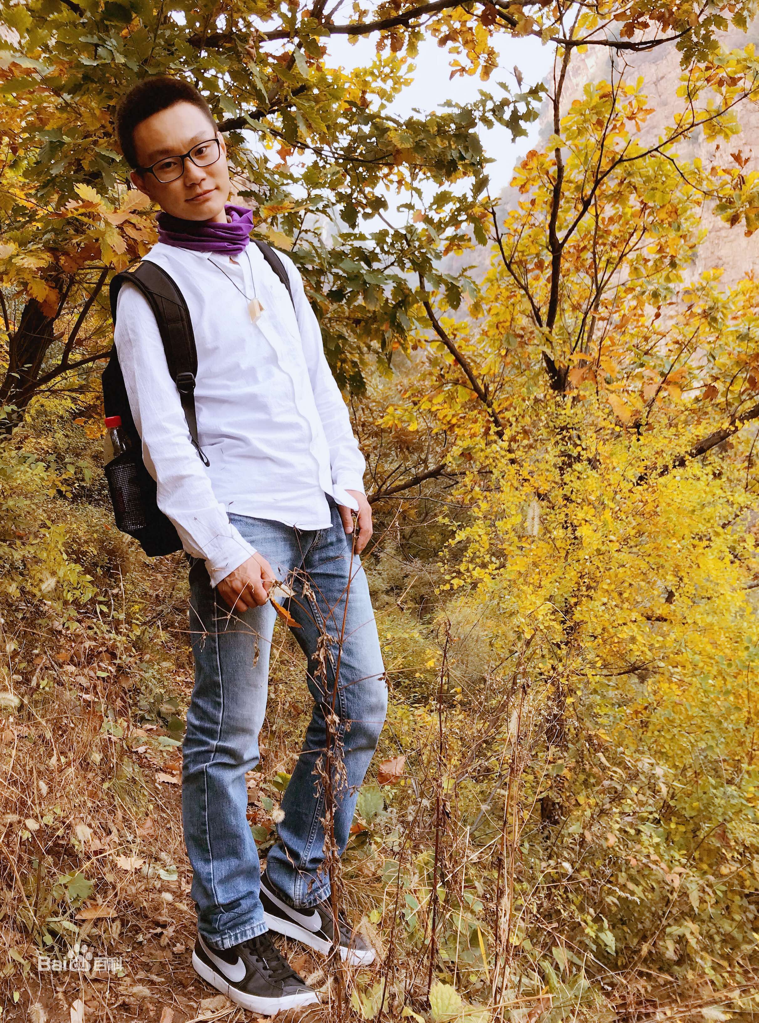 潘元甲生活照性感图片图集