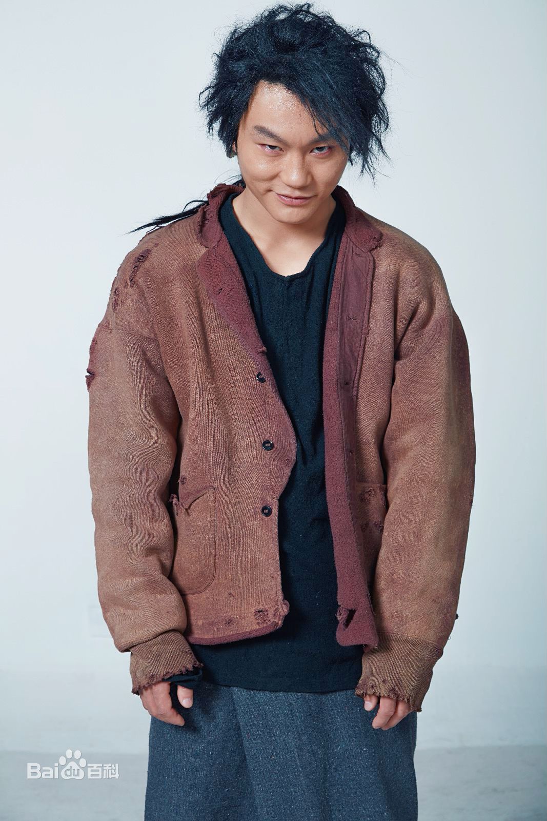 最新潘元甲在《不良神探》中的壁纸