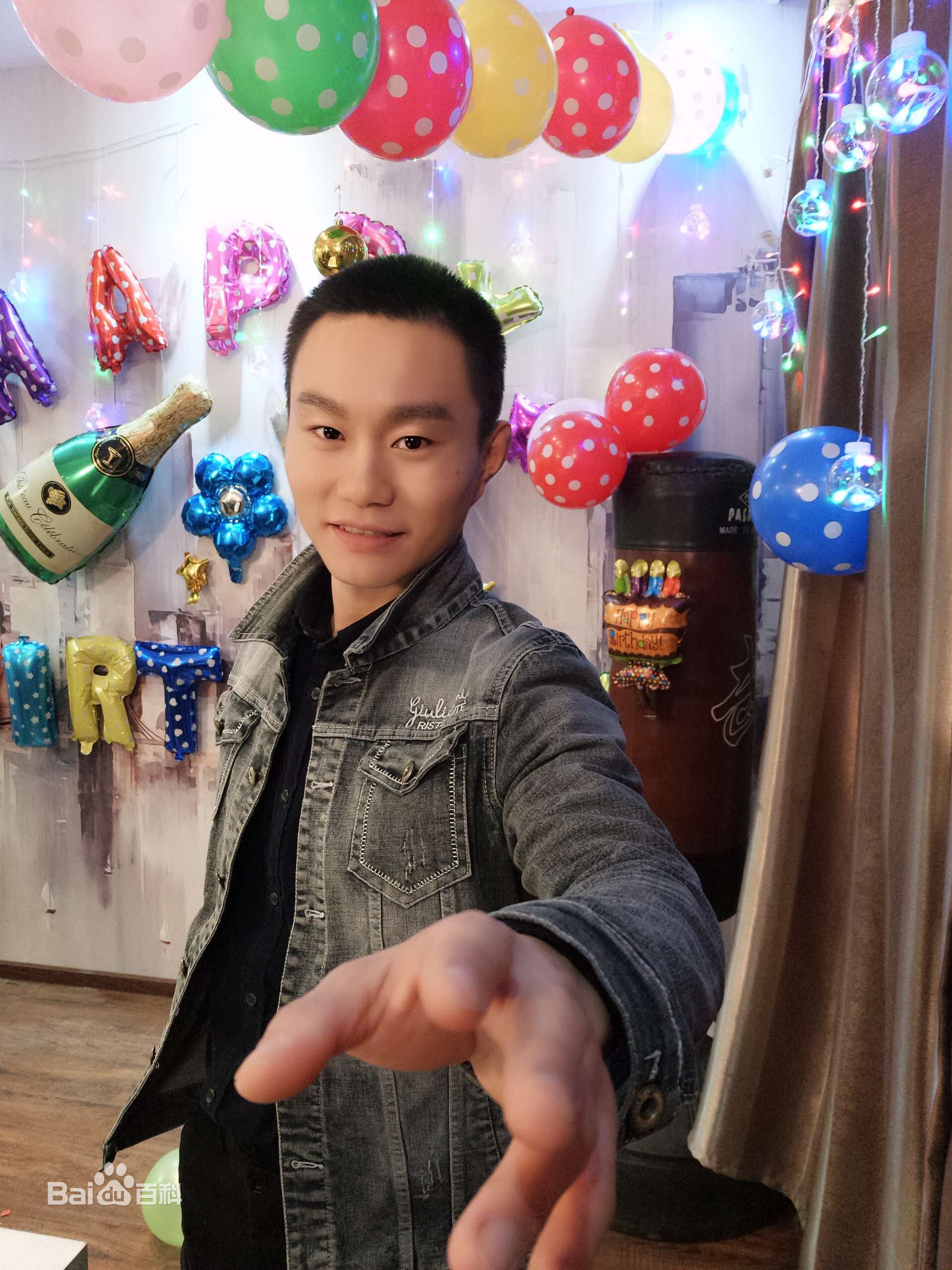 最优质潘元甲在《功夫营救》中的相册