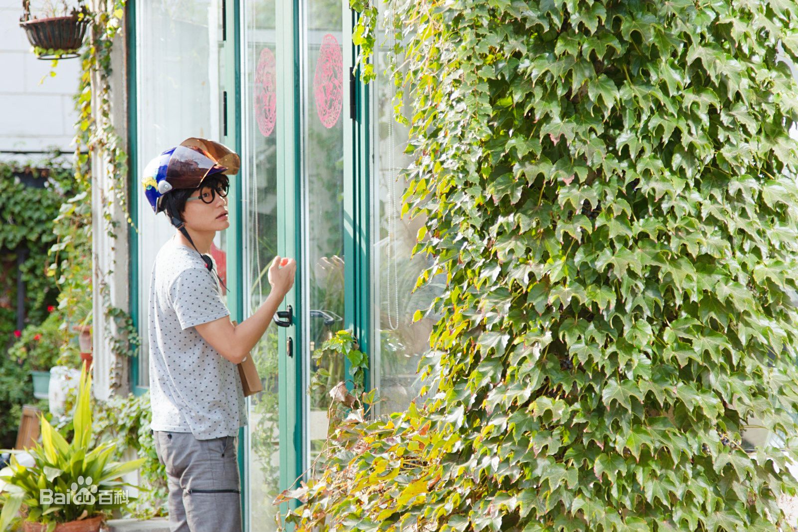 最新潘元甲在《小心单疼君》中的壁纸