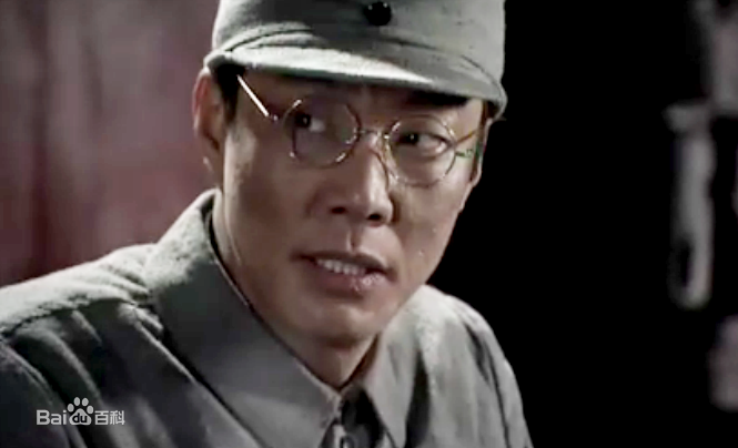 最新褚峰在《雪豹》张仁杰中的壁纸