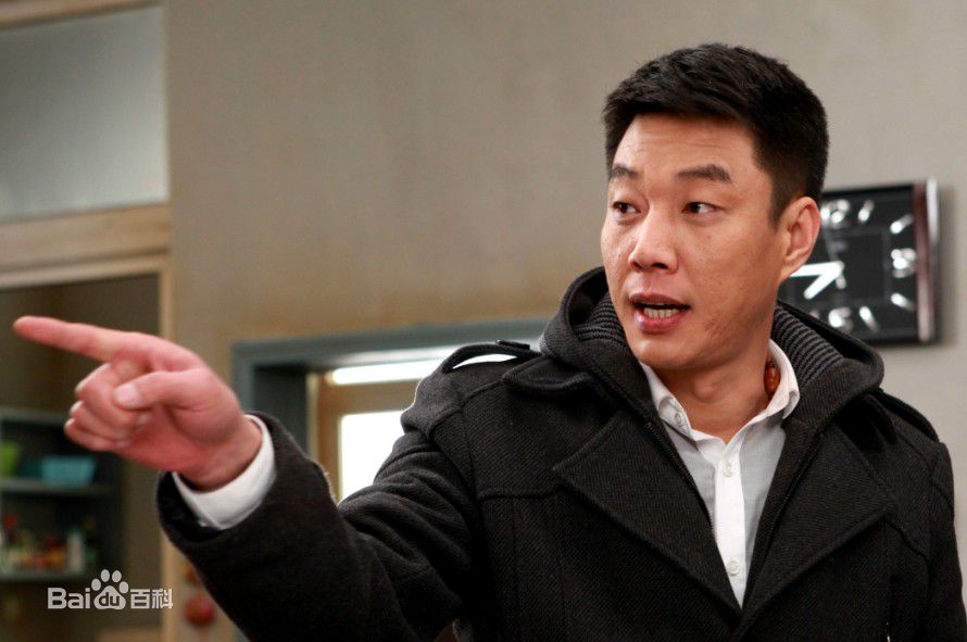 最优质褚峰生活照