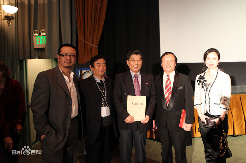 余治林(charles)余导各个时期的工作照素颜照相册