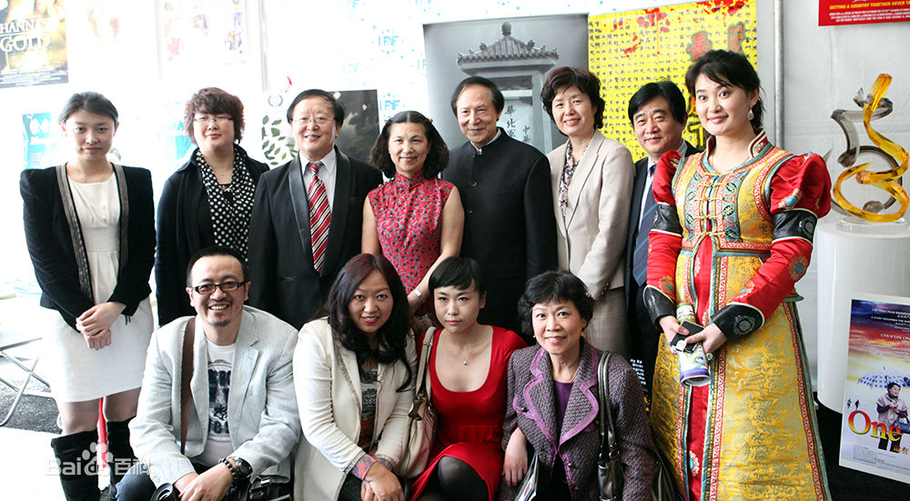 余治林(charles)余导各个时期的工作照素颜照相册