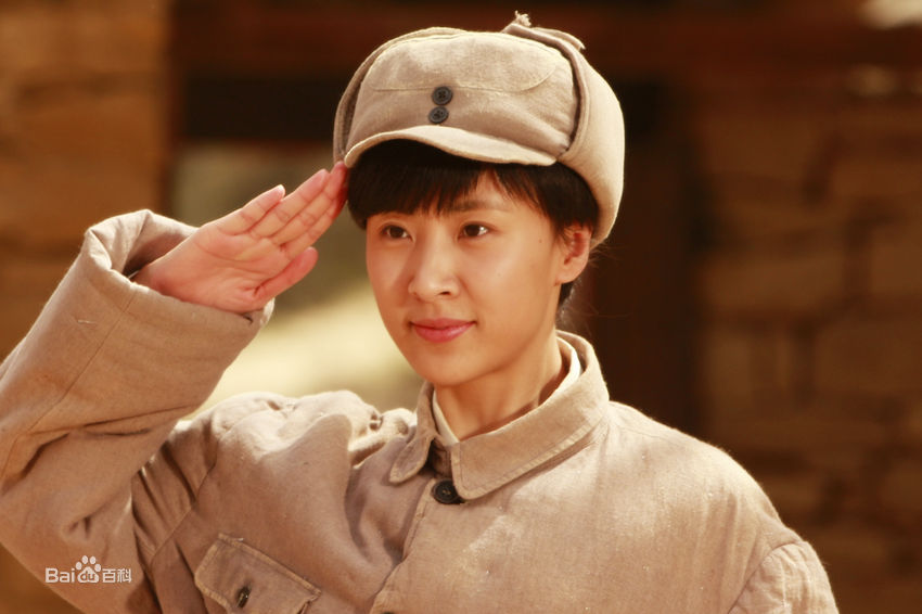 李悦溪早期影视形象生活照