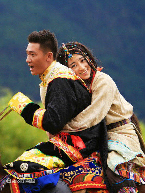 曲尼次仁(Choenyi Tsering)生活照