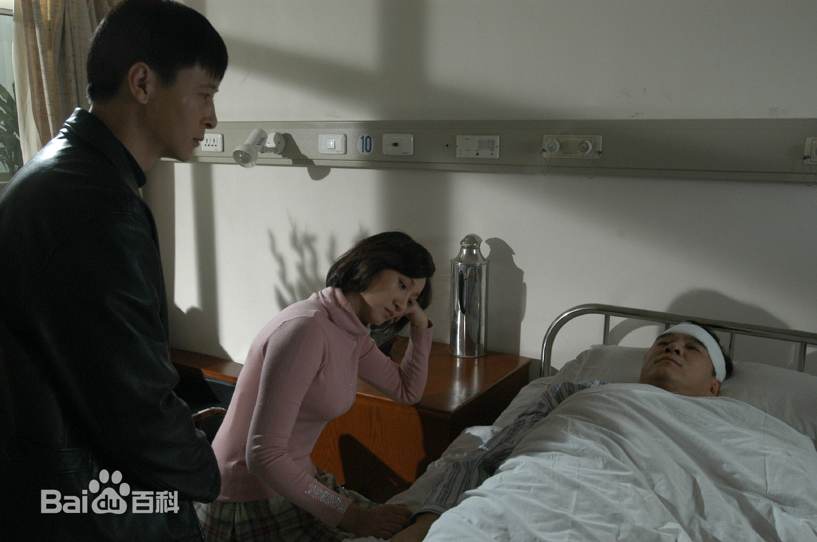 鹿潇桐生活与演艺前后照片