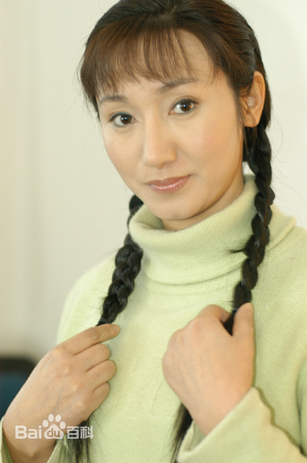 鹿潇桐生活与演艺前后照片