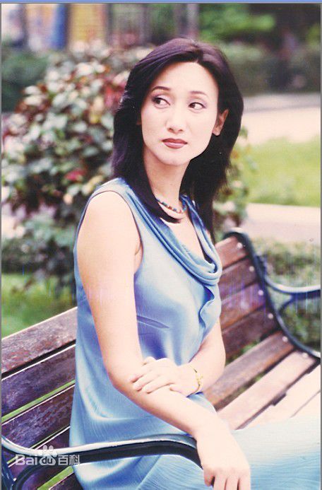 鹿潇桐生活与演艺前后照片