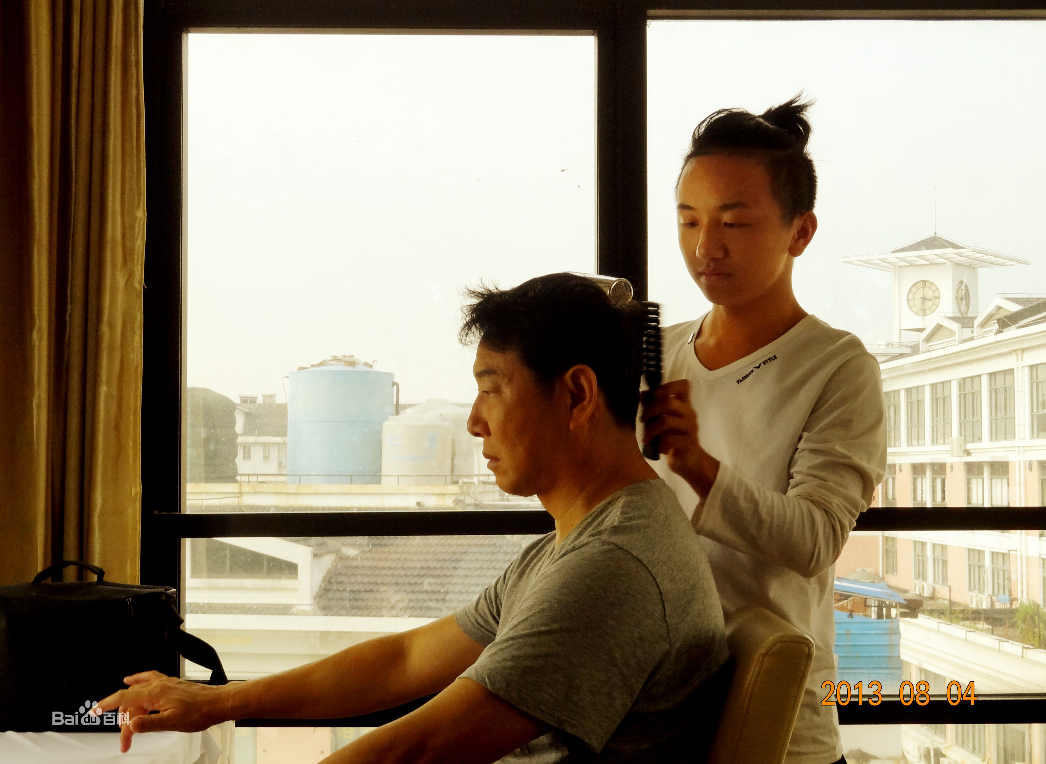 最全荆明华素颜照