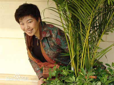 高清于丹性感图片