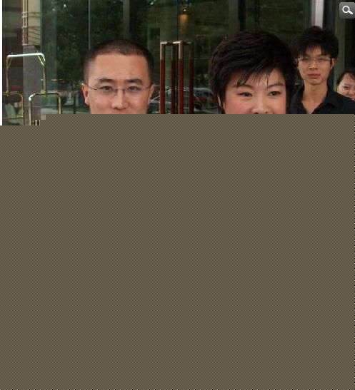 高清于丹性感图片