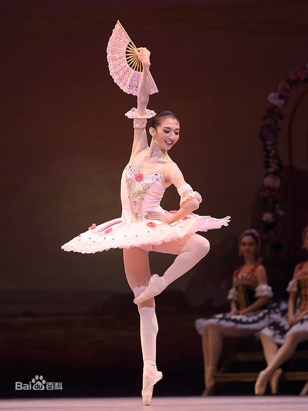 曹舒慈概述图册性感图片壁纸