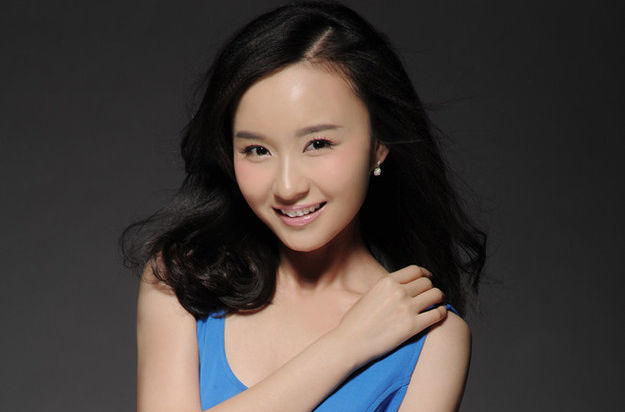 最新葛晓凤性感图片