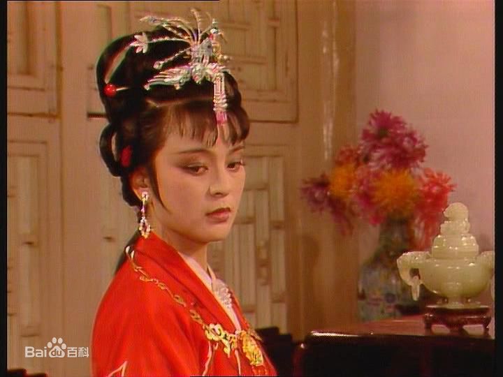 东方闻樱《红楼梦》贾探春精选剧照