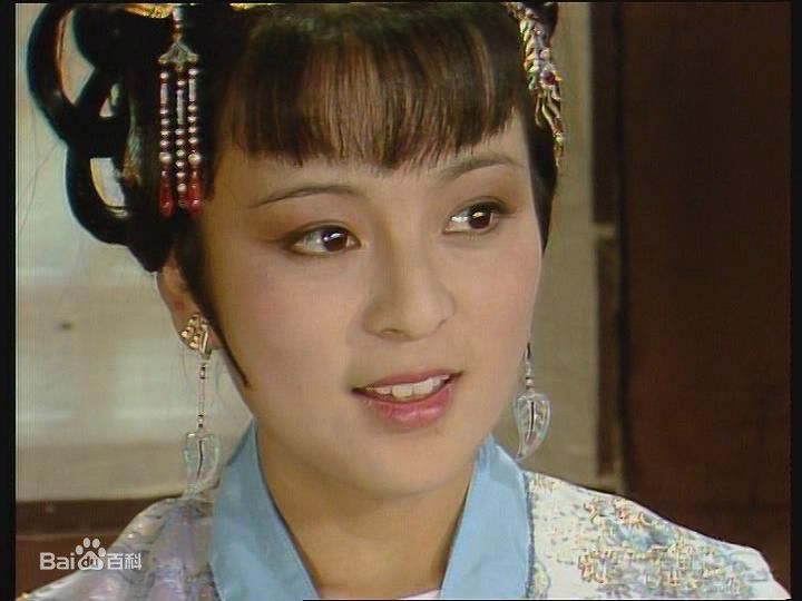 东方闻樱《红楼梦》贾探春精选剧照