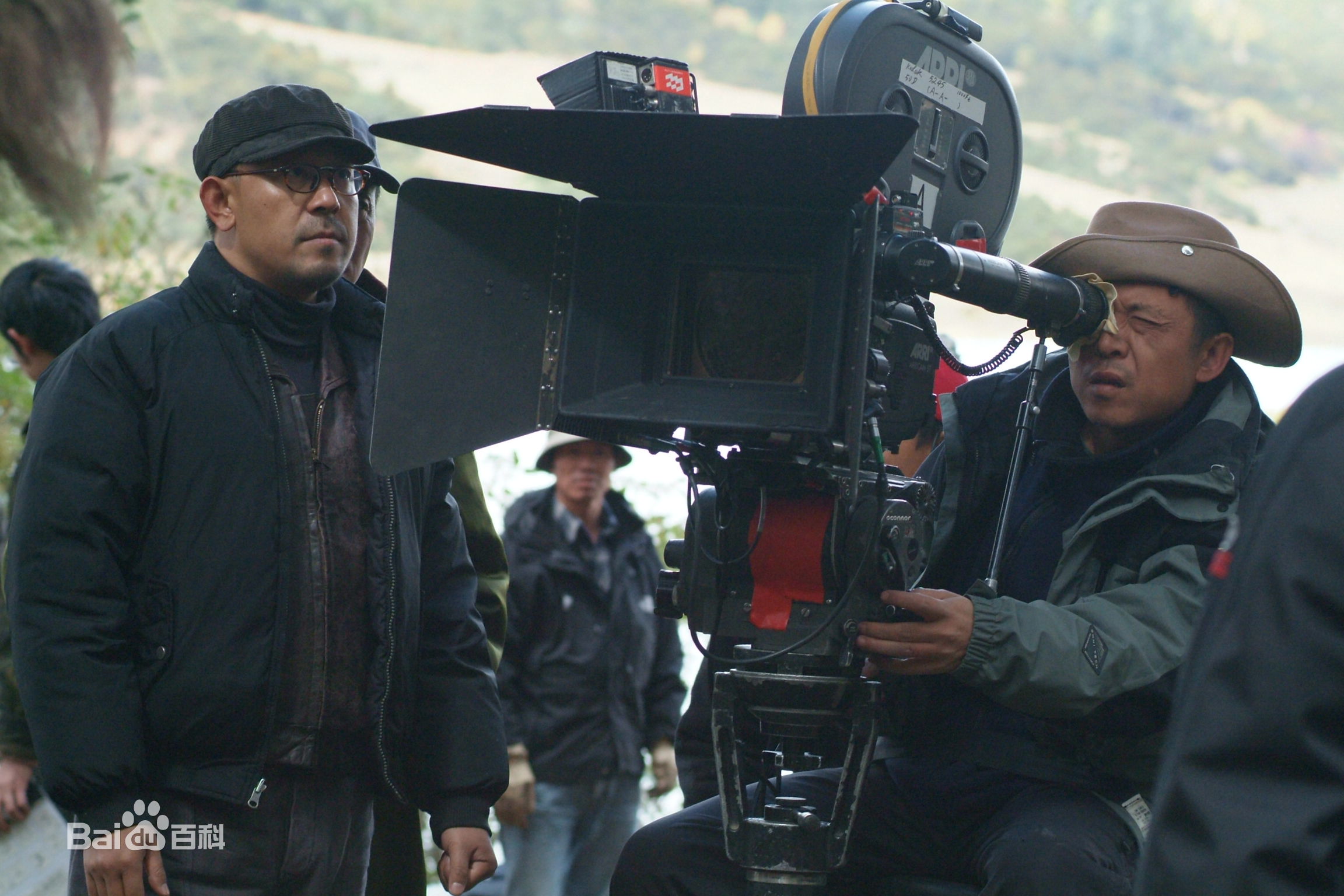 高清郑桦性感图片