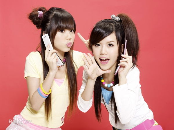 孙涵&孙雨、白纬芬&白纬玲(BY2)LG手机代言性感图片图集