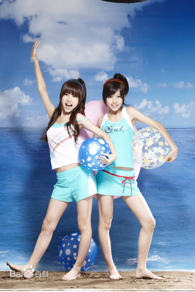 孙涵&孙雨、白纬芬&白纬玲(BY2)精选by21图册