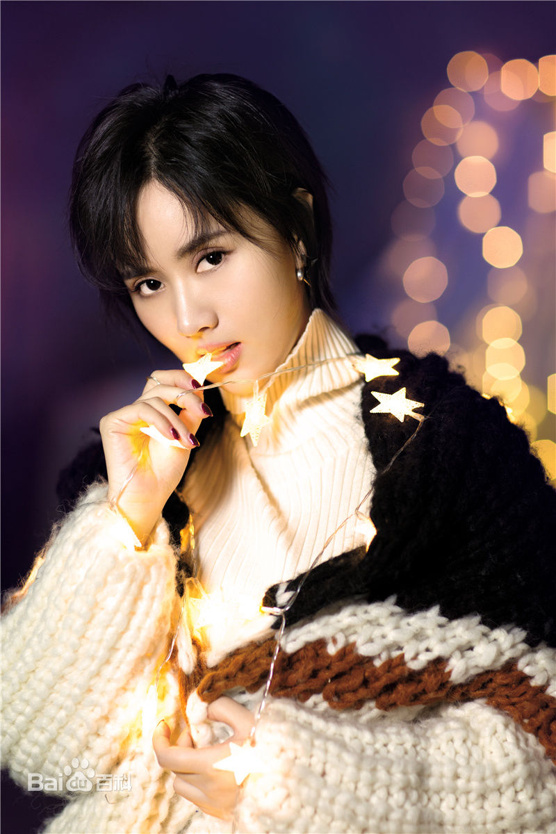 高清梁缘(lyna)图片