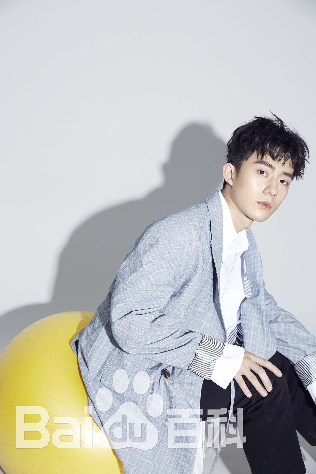 郑好(Tom Zheng)最新图集