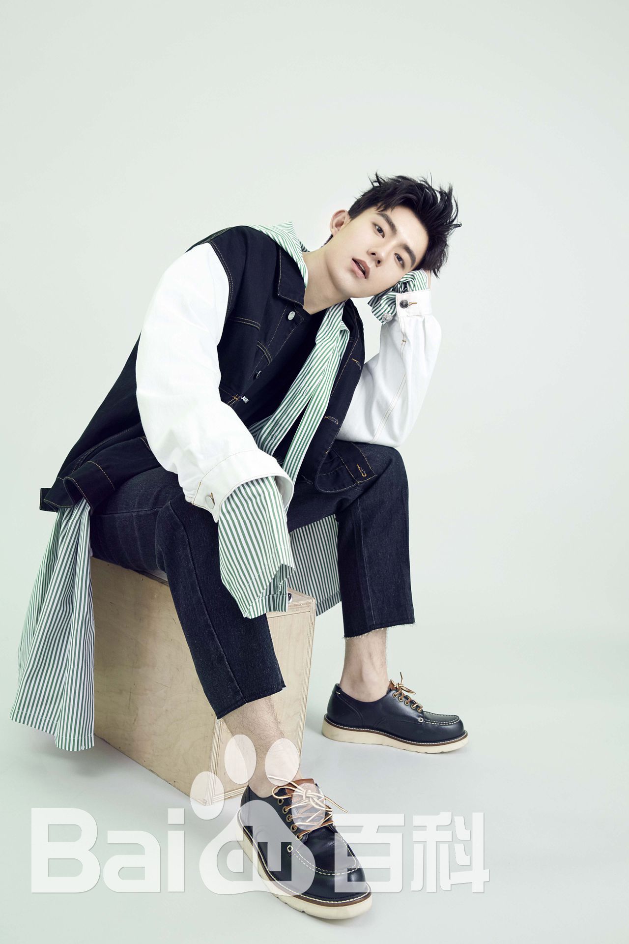 郑好(Tom Zheng)最新图集